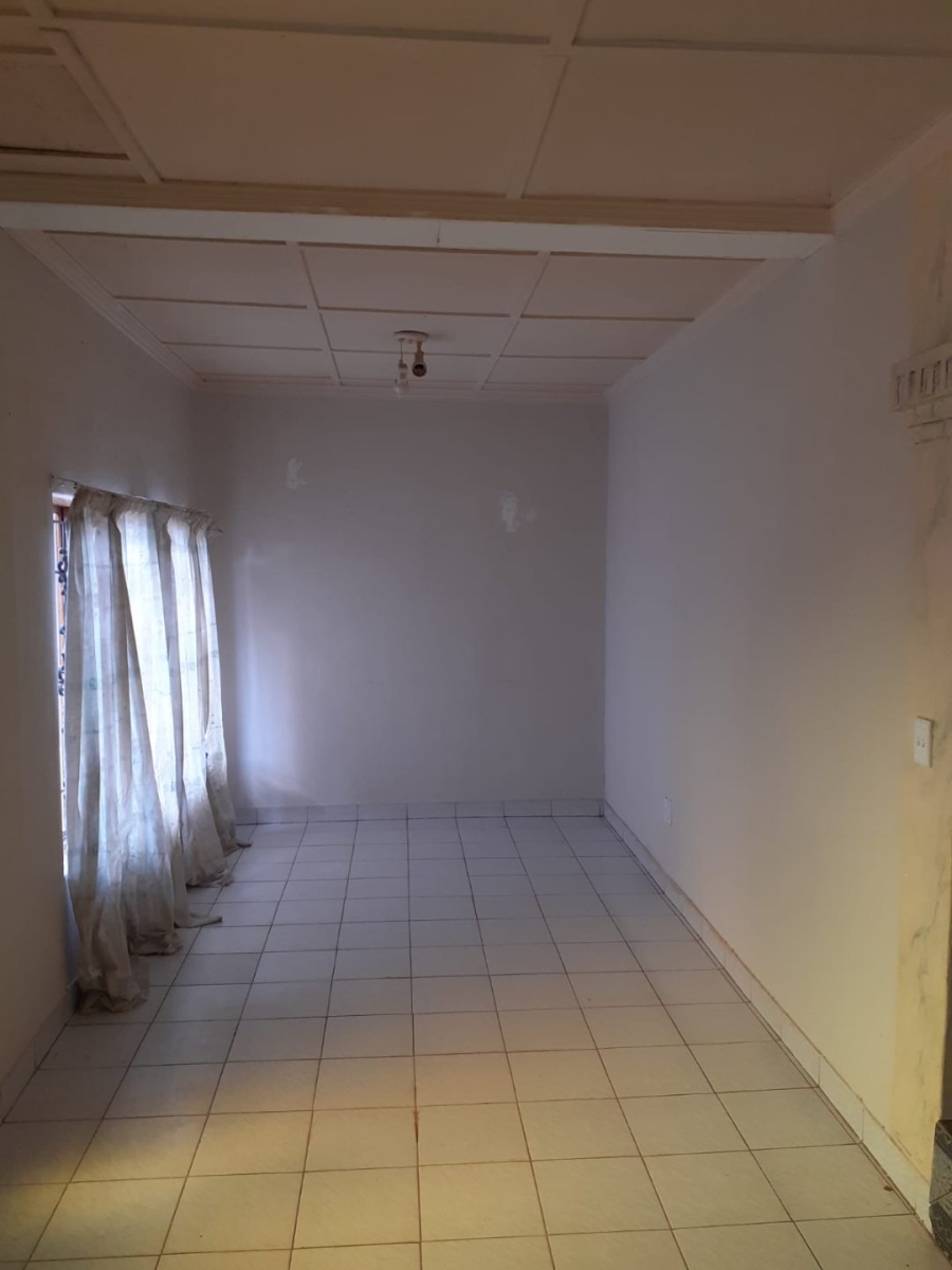 4 Bedroom Property for Sale in Bloemhof North West